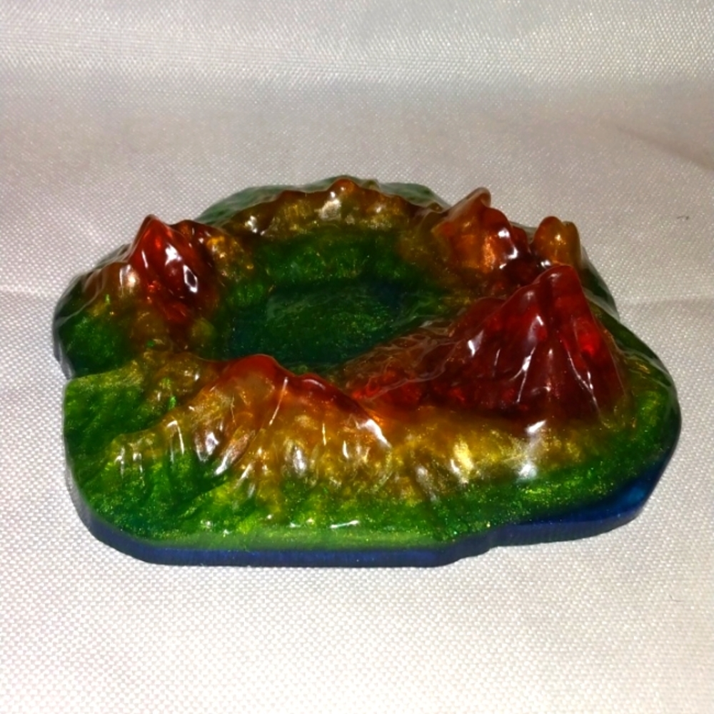 🌈 mountain ashtray